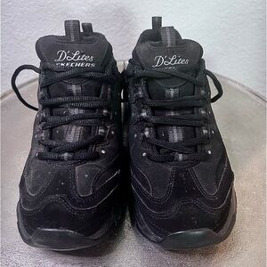 Skechers Women's D'Lites - Play On sneakers.